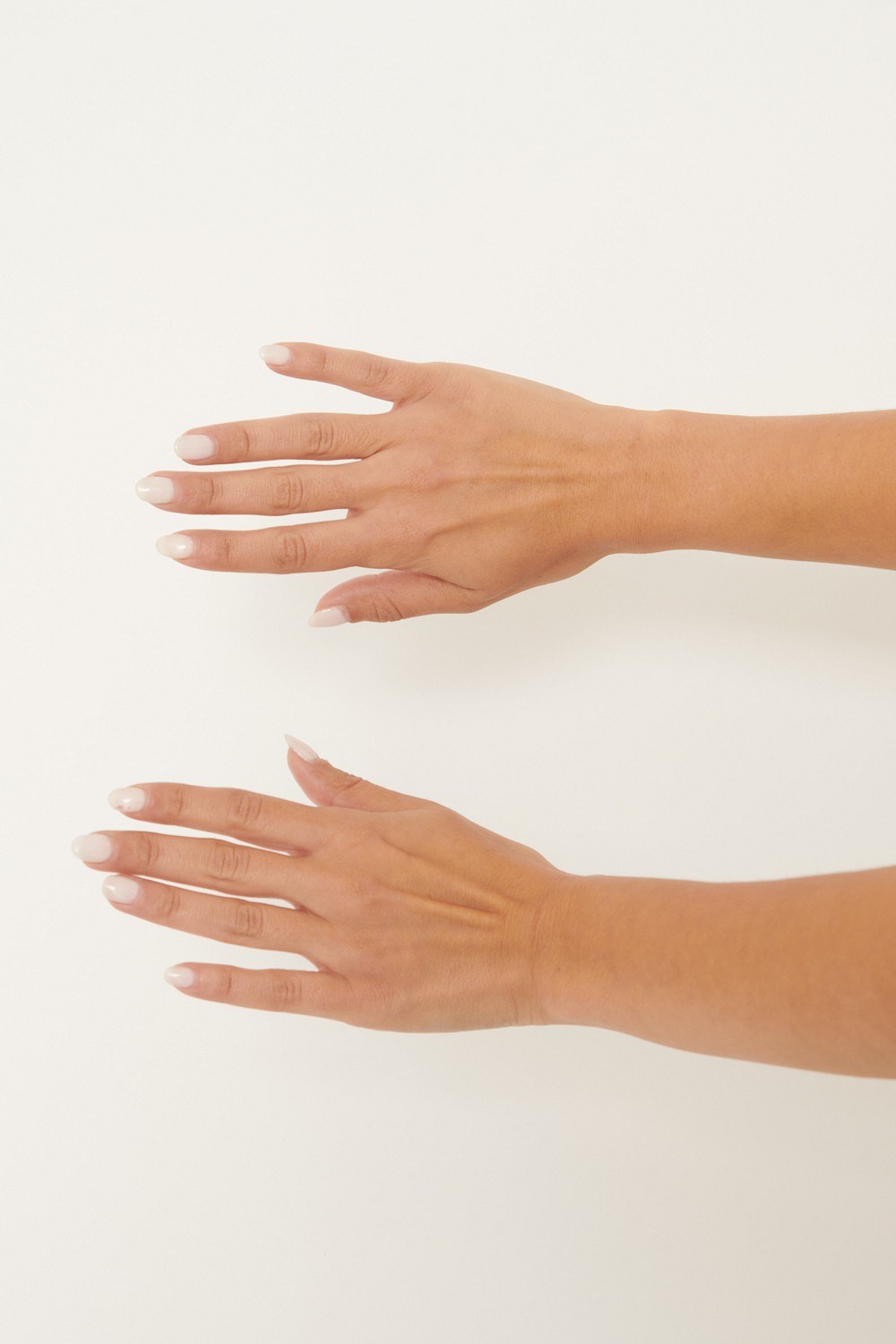 Aaliyah A — hand model, portrait